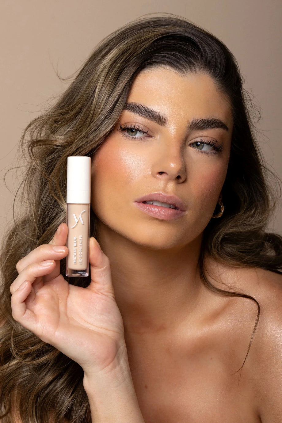 Vani-T Instant Blur HD Concealer Shade- C45